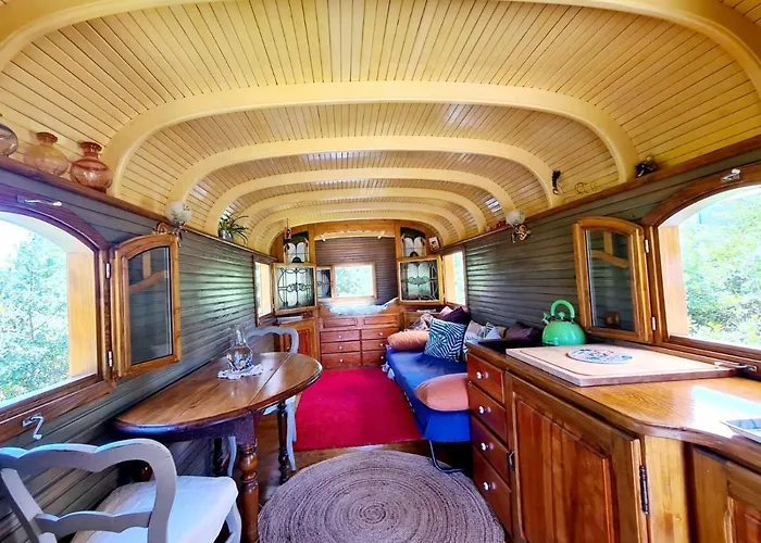 La Roulotte Du Coustal, Cajarc, Lot * Cajarc