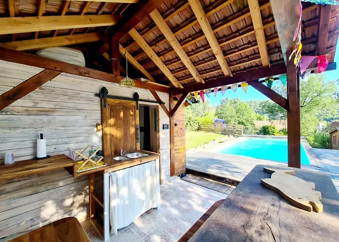 La Roulotte Du Coustal, Cajarc, Lot Luxury tent Cajarc