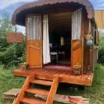 Luksusowy namiot La Roulotte Du Coustal, Cajarc, Lot *