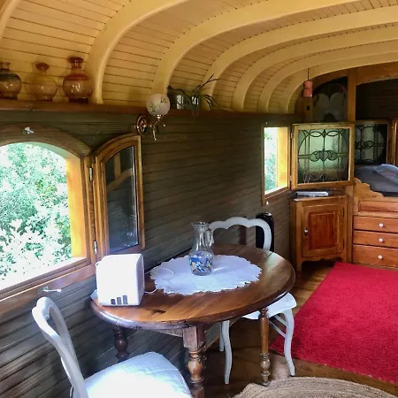 La Roulotte Du Coustal, Cajarc, Lot * カジャルク