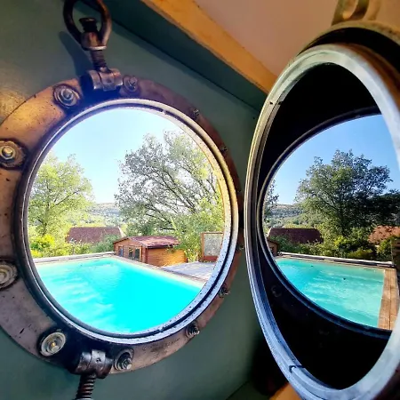 ラグジュアリーテント La Roulotte Du Coustal, Cajarc, Lot