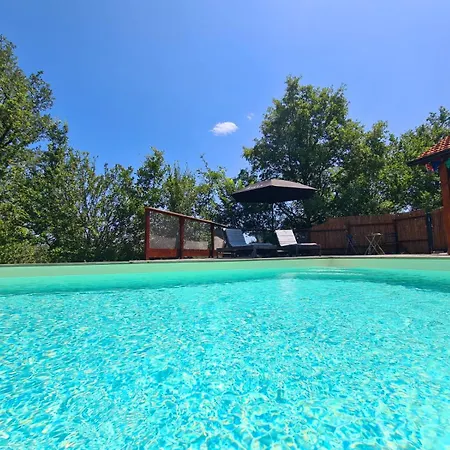 La Roulotte Du Coustal, Cajarc, Lot