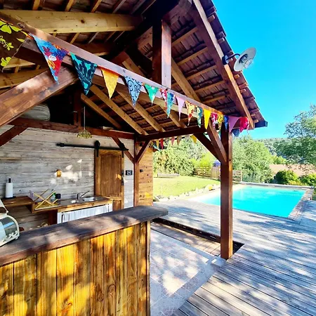 La Roulotte Du Coustal, Cajarc, Lot Tente de luxe