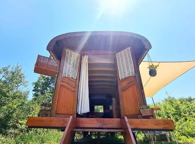 La Roulotte Du Coustal, Cajarc, Lot