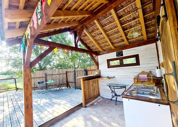 La Roulotte Du Coustal, Cajarc, Lot